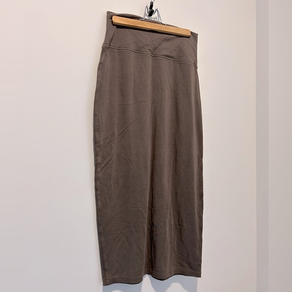 ARITZIA the group Babaton ~  SIZE Small - Picture 4 of 6